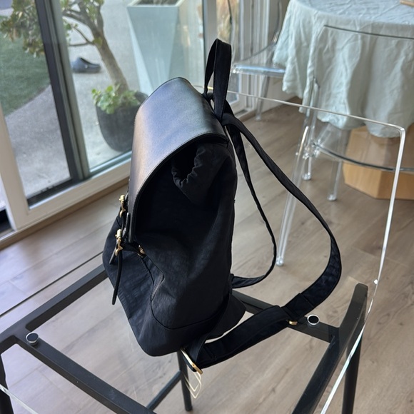 black and gold herschel backpack Settlement Supply Co. Europe Male / Female Herschel Heritage Backpack - Black